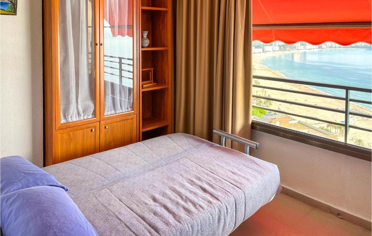 Nice Apartment In Benidorm With Kitchen 外观 照片